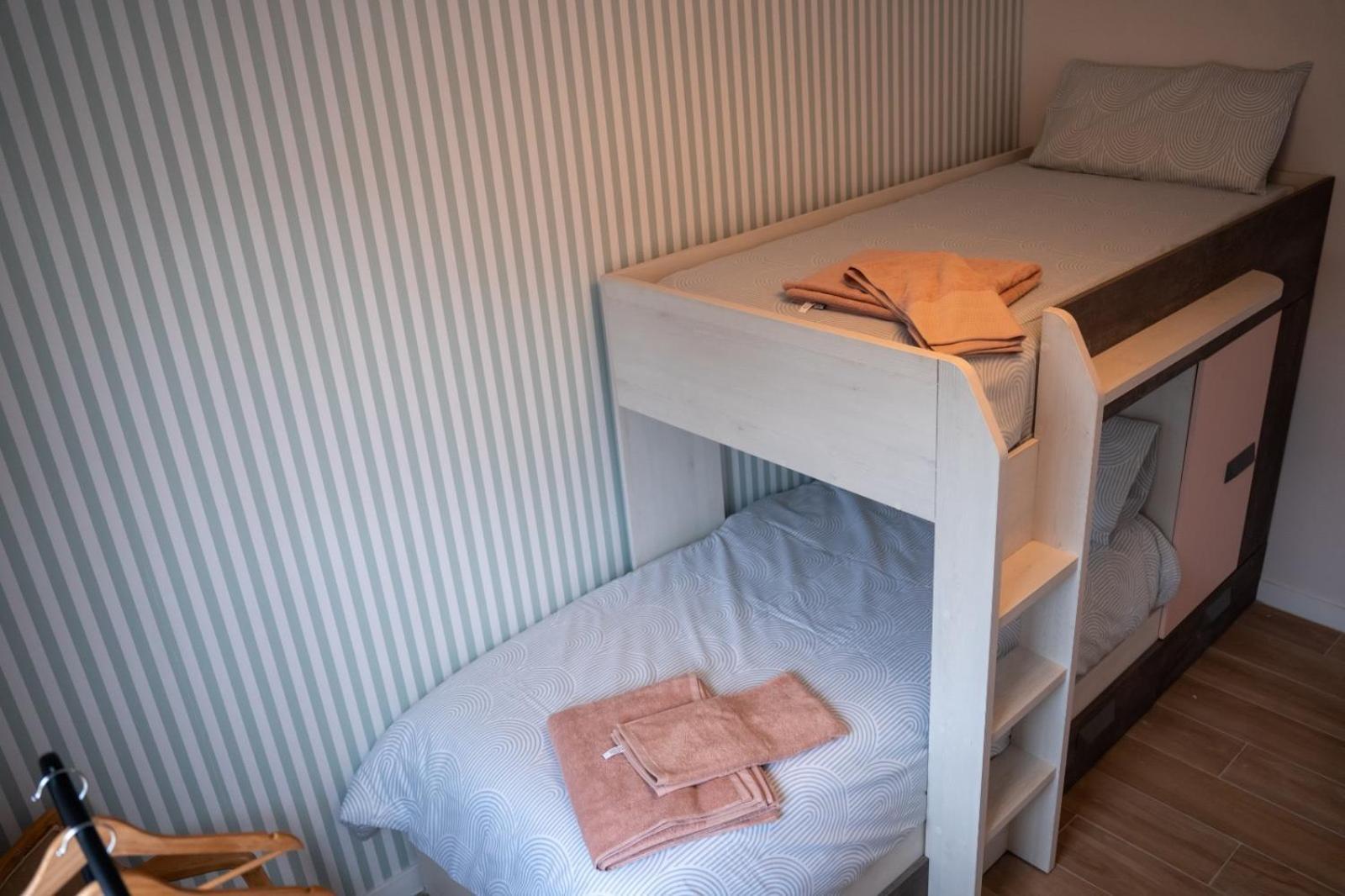 La Siesta Hostel Almarda Exteriör bild