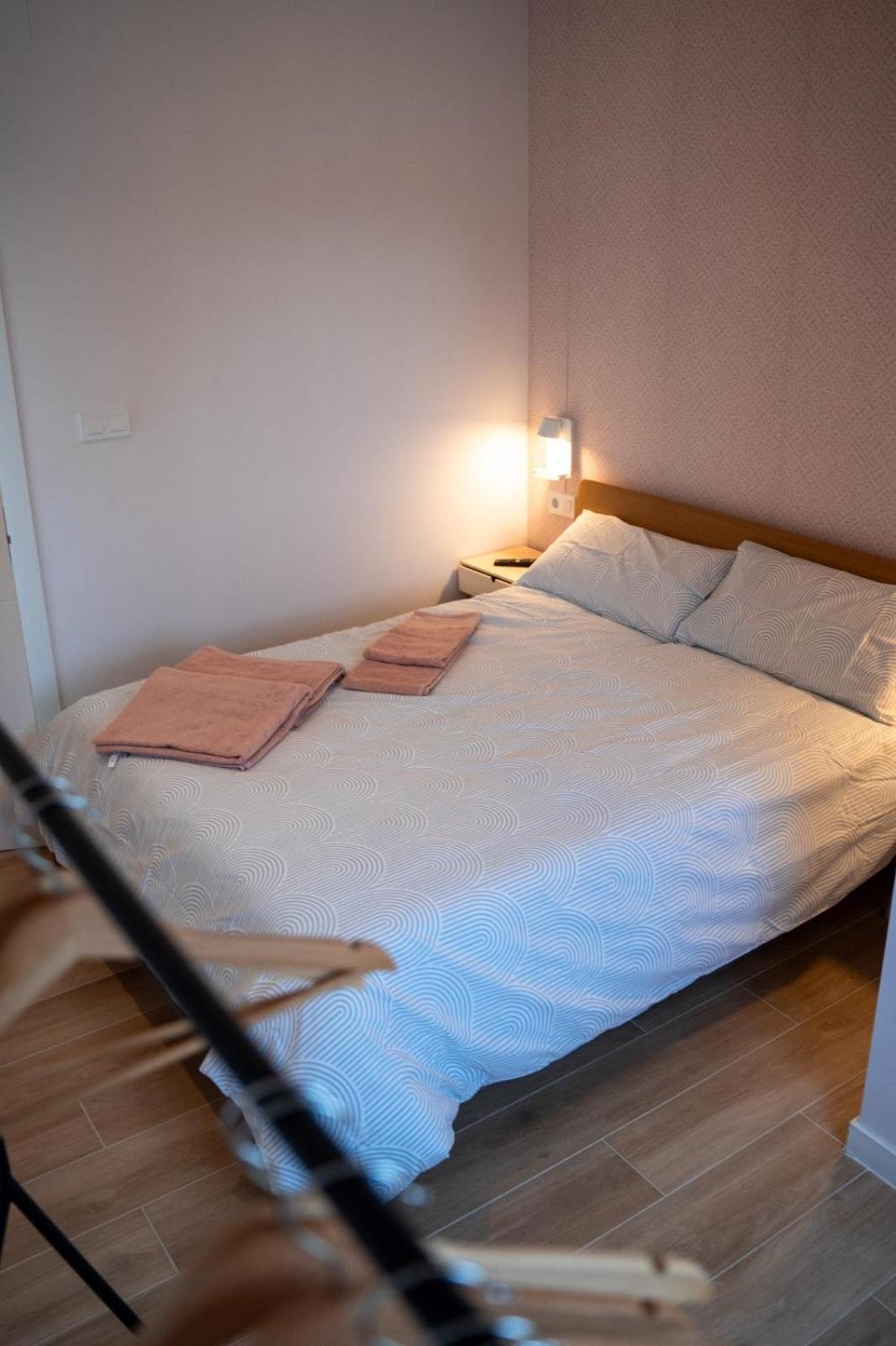 La Siesta Hostel Almarda Exteriör bild